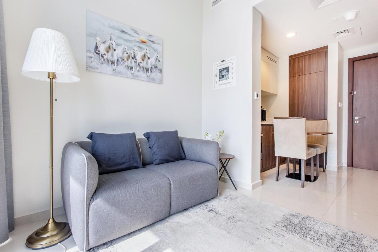 Reva Residences - One Bedroom Apartment By The S Holiday Homes Dubai Eksteriør billede